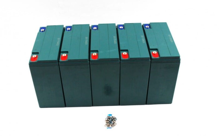 Zestaw akumulatorów do Skutera Energy lub Tres 5x12v 20ah - Moretti