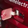 Motorower elektryczny trójkołowy zabudowany ARIEL samochod microcar - Iamelectric czerwony