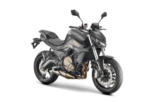 Motocykl QJmotor   SRK 700 700ccm  - EURO 5