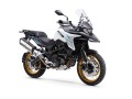 srt-550-white-2.jpg