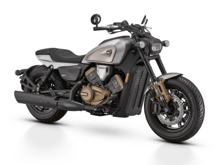 Motocykl QJmotor SRV 600V 600ccm - EURO 5
