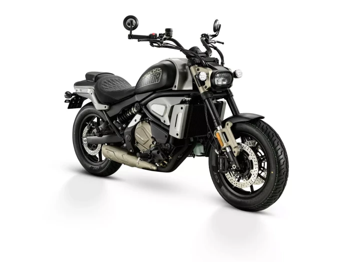 Motocykl QJMOTOR SRV 700 dolny śląsk.webp