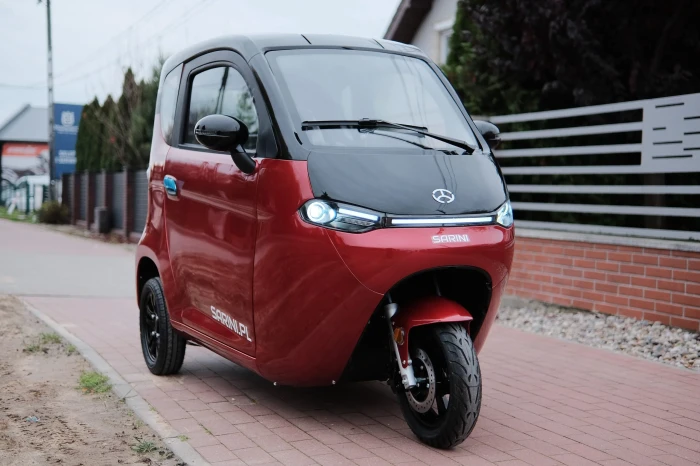 MINI SAMOCHÓD SARINI TITO S.webp