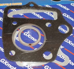 USZCZELKA GŁOWICY+CYL+RURY WYD(pap)MINICHOPPER-50