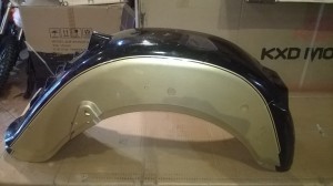 BŁOTNIK TYŁ - WEKTOR - CZARNO-ZŁOTY