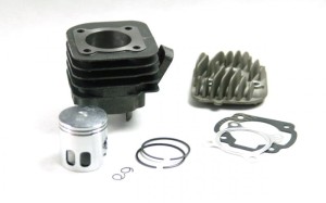 CYLINDER I GŁOWICA 70CC DO SKUTERA  2T