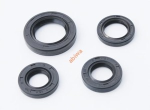 SIMMERINGI-USZCZELNIACZ GY6 50CCM KPL 4SZT.